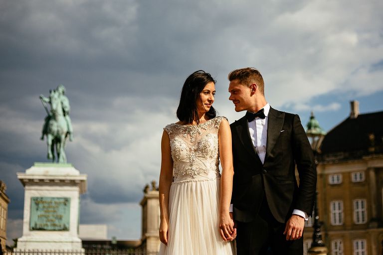 Sedinta foto in Copenhaga Danemarca After Wedding Copenhagen Trash The Dress in Danemarca